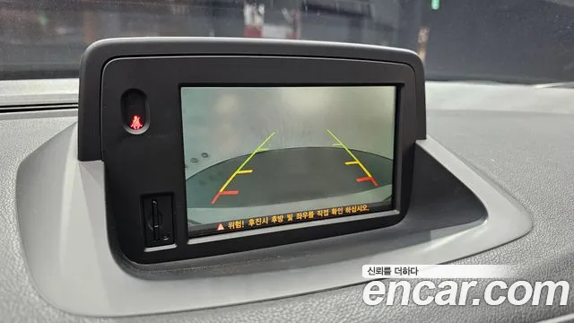 Renault SM3 2015 thumb 10