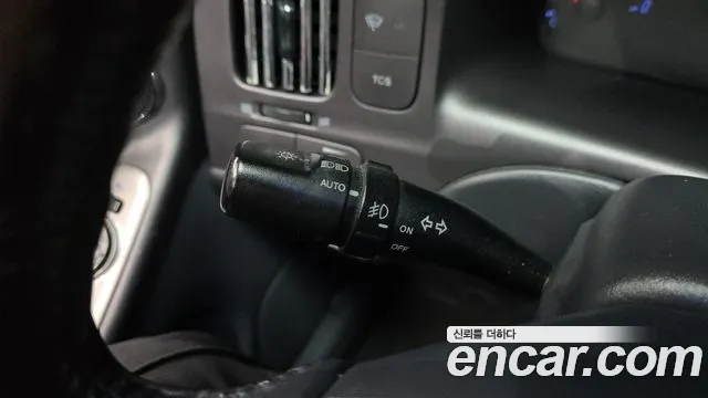 Hyundai Avante 2003 thumb 7