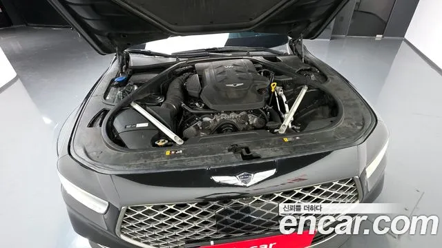 Genesis G90 2019 thumb 9