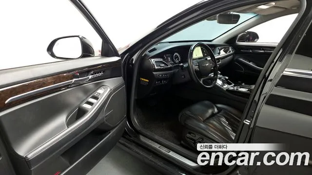 Genesis G90 2019 thumb 4