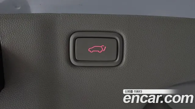 Kia Carnival 2016 thumb 4