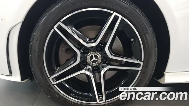 Mercedes-Benz A-Класс 2022 thumb 5