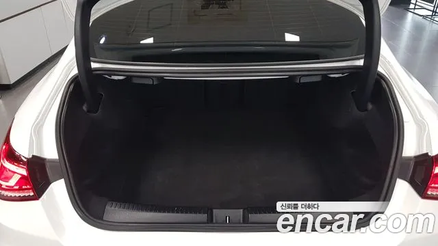 Mercedes-Benz A-Класс 2022 thumb 11