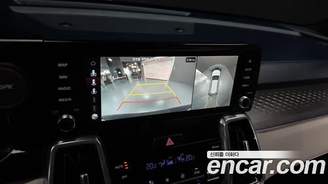 Kia Sorento 2023 thumb 12