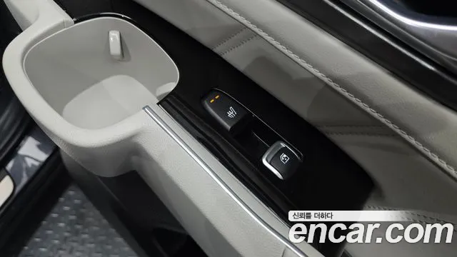 Kia Sorento 2023 thumb 10