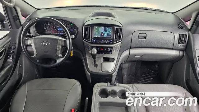 Hyundai Staria 2017 thumb 3