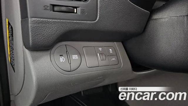 Hyundai Staria 2017 thumb 11