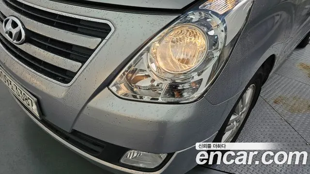 Hyundai Staria 2017 thumb 9