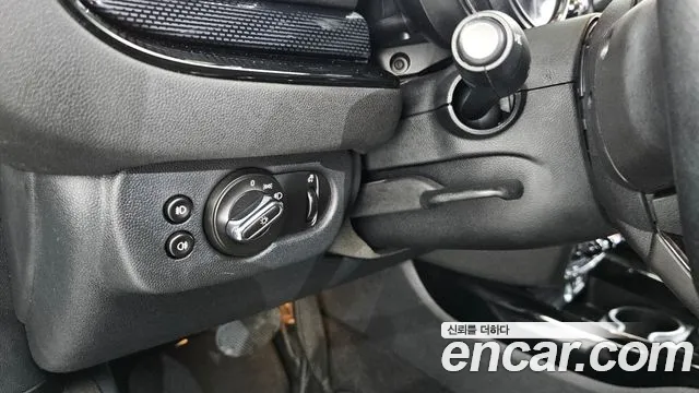 Mini Clubman 2016 thumb 5