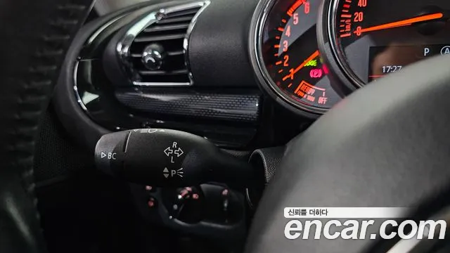 Mini Clubman 2016 thumb 9