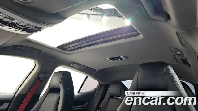 Porsche Panamera 2015 thumb 7