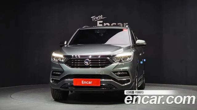 KGM Rexton 2017 thumb 11