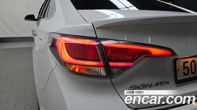 Hyundai Sonata 2015 thumb 9