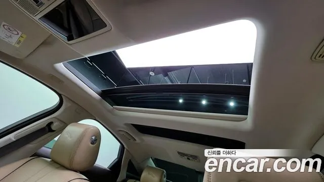 Jaguar XJ 2018 thumb 11