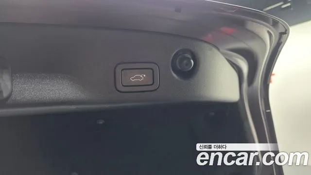 Jaguar XJ 2018 thumb 7