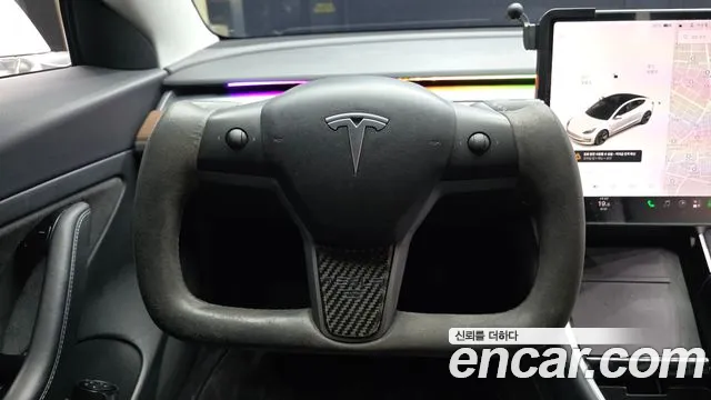 Tesla Model 3 2020 thumb 7