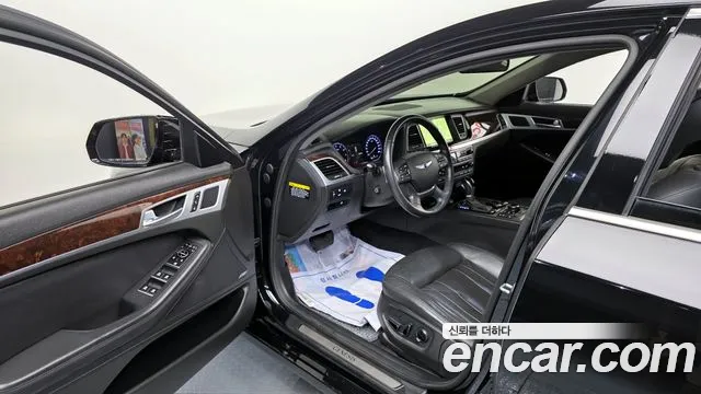 Hyundai Genesis 2016 thumb 6
