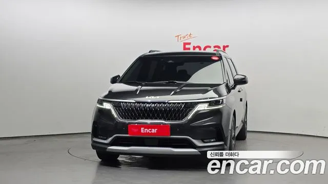 Kia Carnival 2023 thumb 11