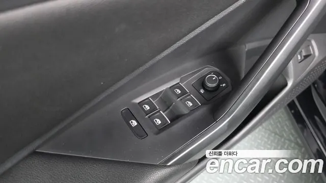 Volkswagen Jetta 2021 thumb 12