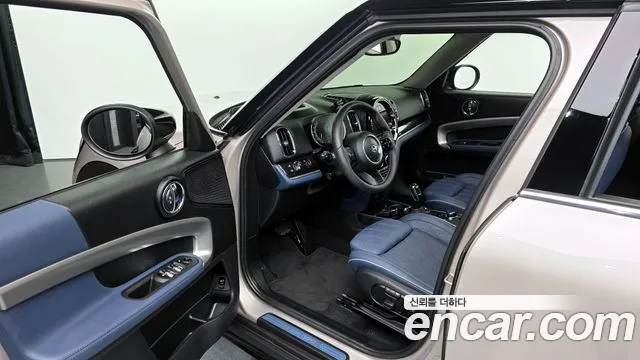 Mini Cooper 2023 thumb 12