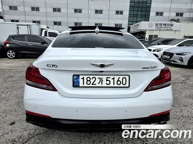 Genesis G70 2019 thumb 4