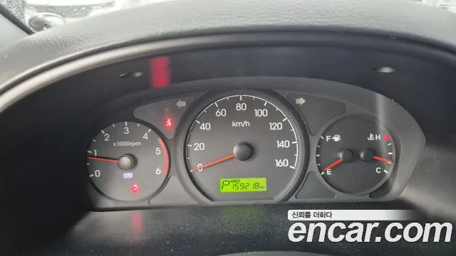 Hyundai Staria 2015 thumb 6