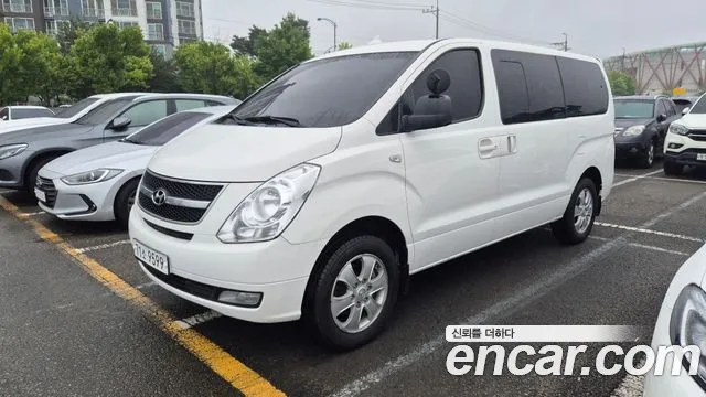 Hyundai Staria 2015 thumb 3