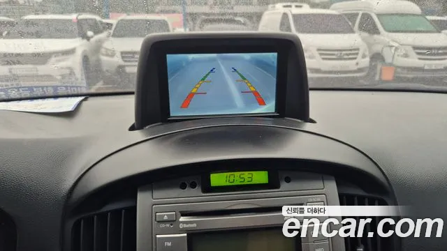 Hyundai Staria 2015 thumb 12