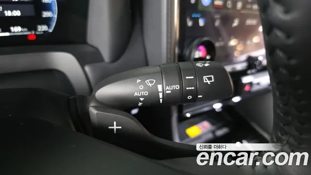 Toyota Alphard 2025 thumb 8