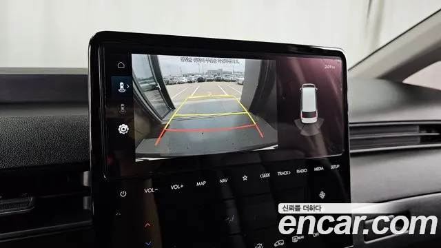 Hyundai Staria 2023 thumb 8