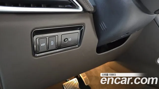 Jaguar F-Pace 2019 thumb 10