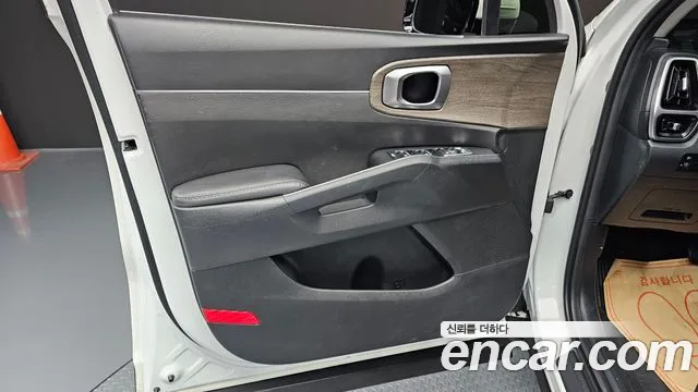 Kia Sorento 2022 thumb 6