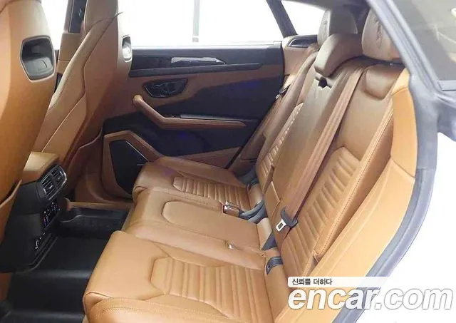 Lamborghini Urus 2025 thumb 11