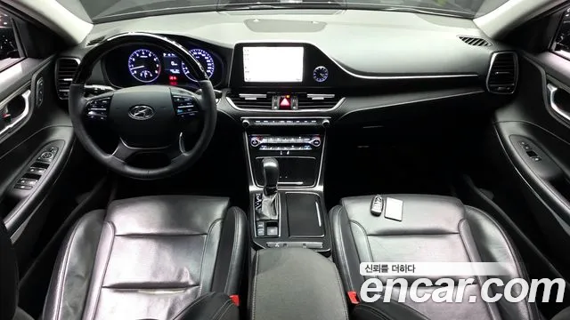 Hyundai Grandeur 2017 thumb 12
