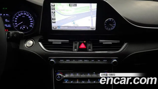 Hyundai Grandeur 2017 thumb 6