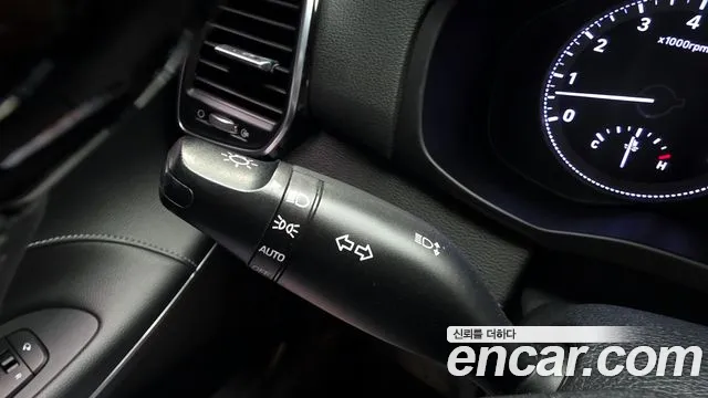 Hyundai Grandeur 2017 thumb 5