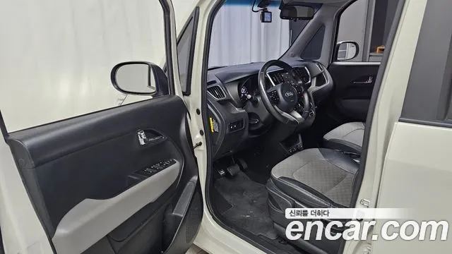 Kia Ray 2019 thumb 10