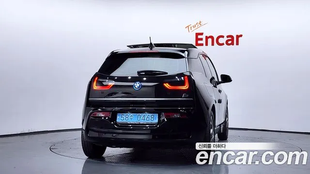BMW i3 2020 thumb 8