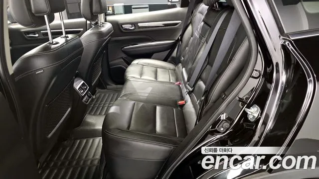 Renault QM6 2016 thumb 10