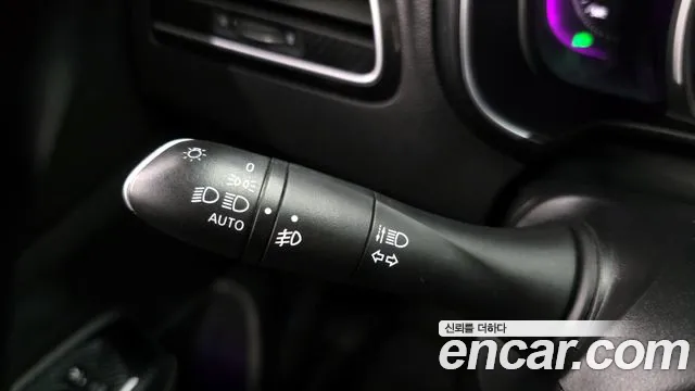 Renault QM6 2016 thumb 5