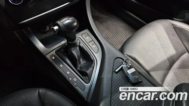 Kia K5 2015 thumb 5