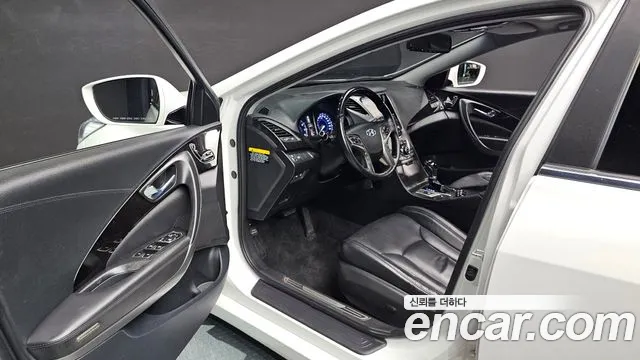 Hyundai Grandeur 2013 thumb 12