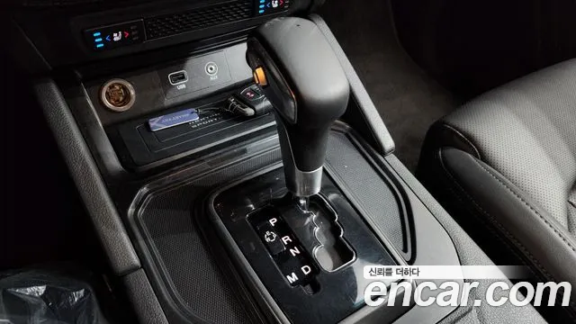 KGM Rexton 2021 thumb 11