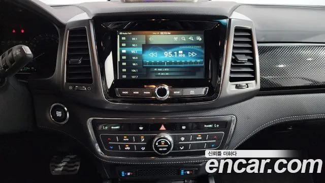 KGM Rexton 2021 thumb 3