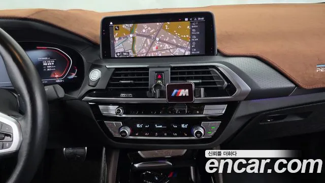 BMW X4 2020 thumb 3