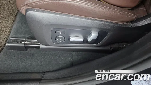 BMW X4 2020 thumb 4