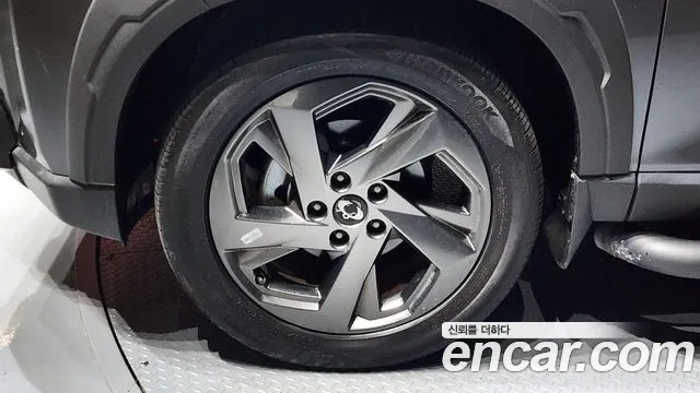 KGM Rexton 2023 thumb 8