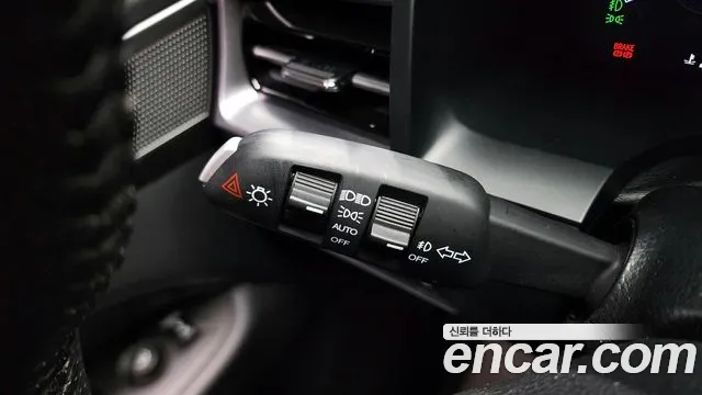 KGM Rexton 2023 thumb 3