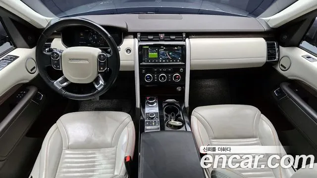 Land Rover Discovery 2018 thumb 11