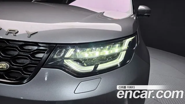 Land Rover Discovery 2018 thumb 5